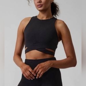 Athleta- Conscious Cut Out Crop A-C